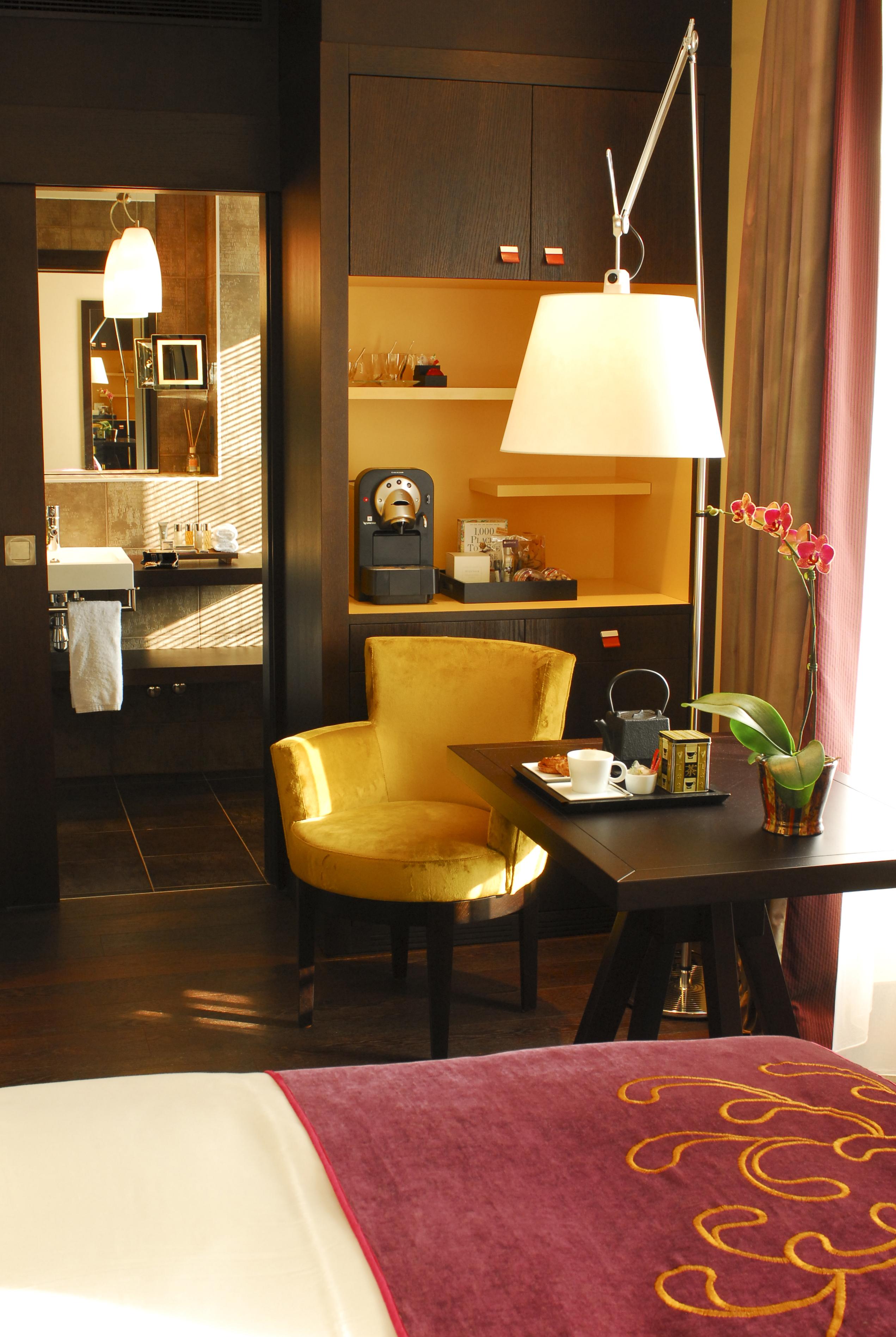 Eastwest Hotel By Malone Geneva Phòng bức ảnh